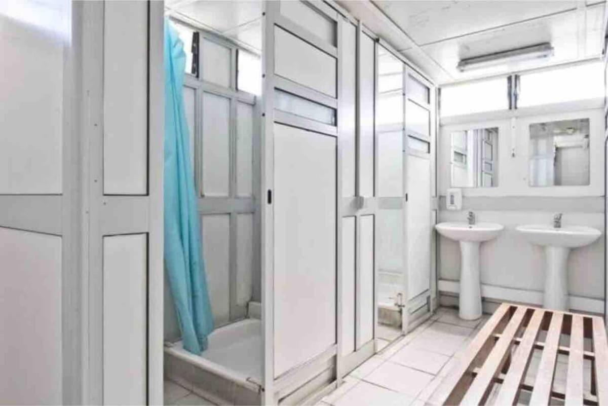 Hotel Cozy Lisbon Marina Sleepaboard - Sail Away Extérieur photo